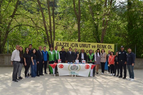 Kaymakamımız Sayın Mustafa KÖROĞLU  "Gazze İçin Umut ve Renk Ol" boya çalışması etkinliğine katıldı.